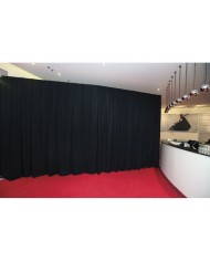 Tenda Fondale Medium Gloss Satin drappeggiato nero 300(l) x 250(h)cm - P&D MGS 175 g/m²